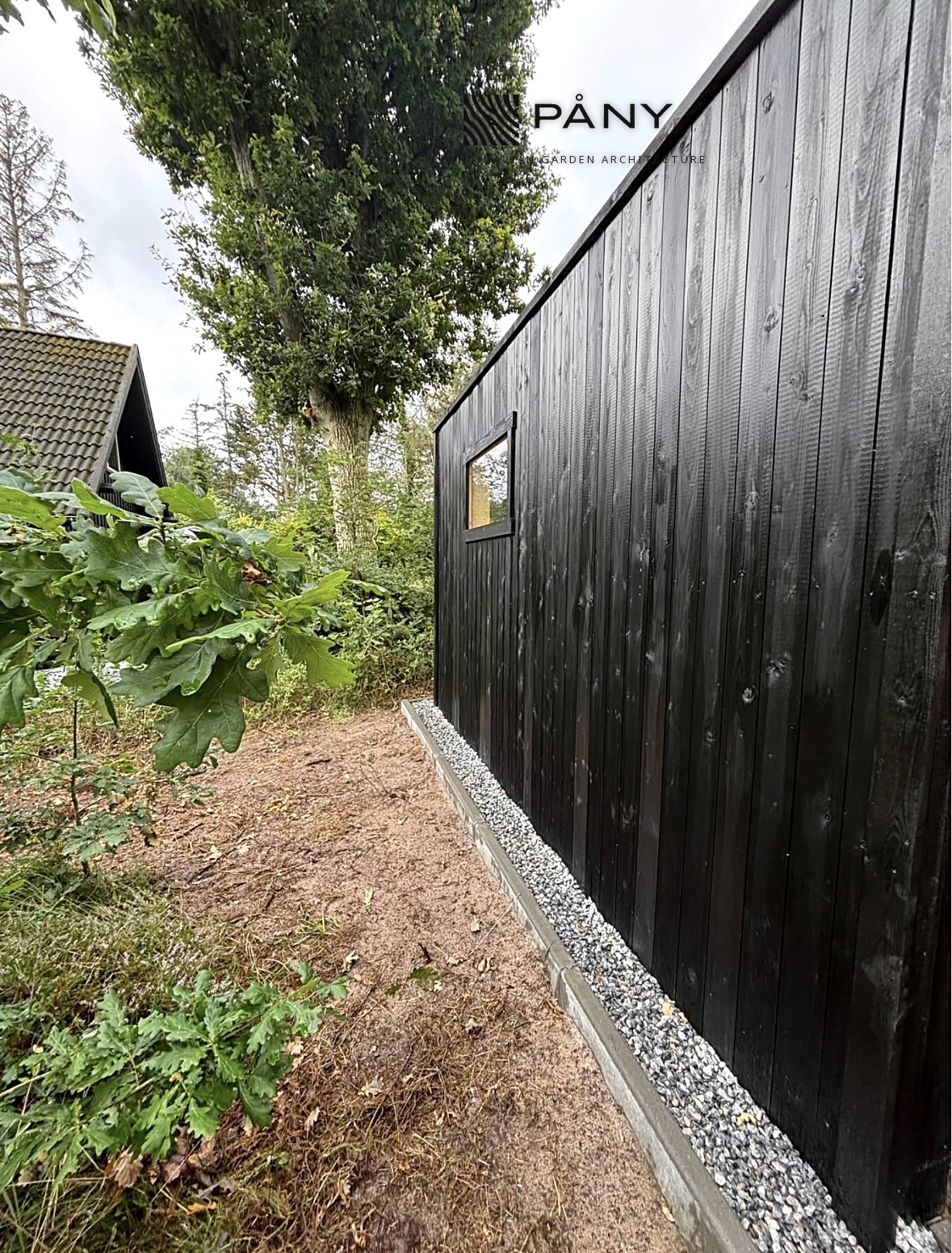 Solrød Strand Garden Shed — solrod strand shed garden setting — Solrød Strand, Zealand